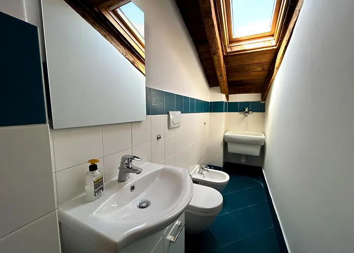 Loft Mansardato Sullo Skyline Di